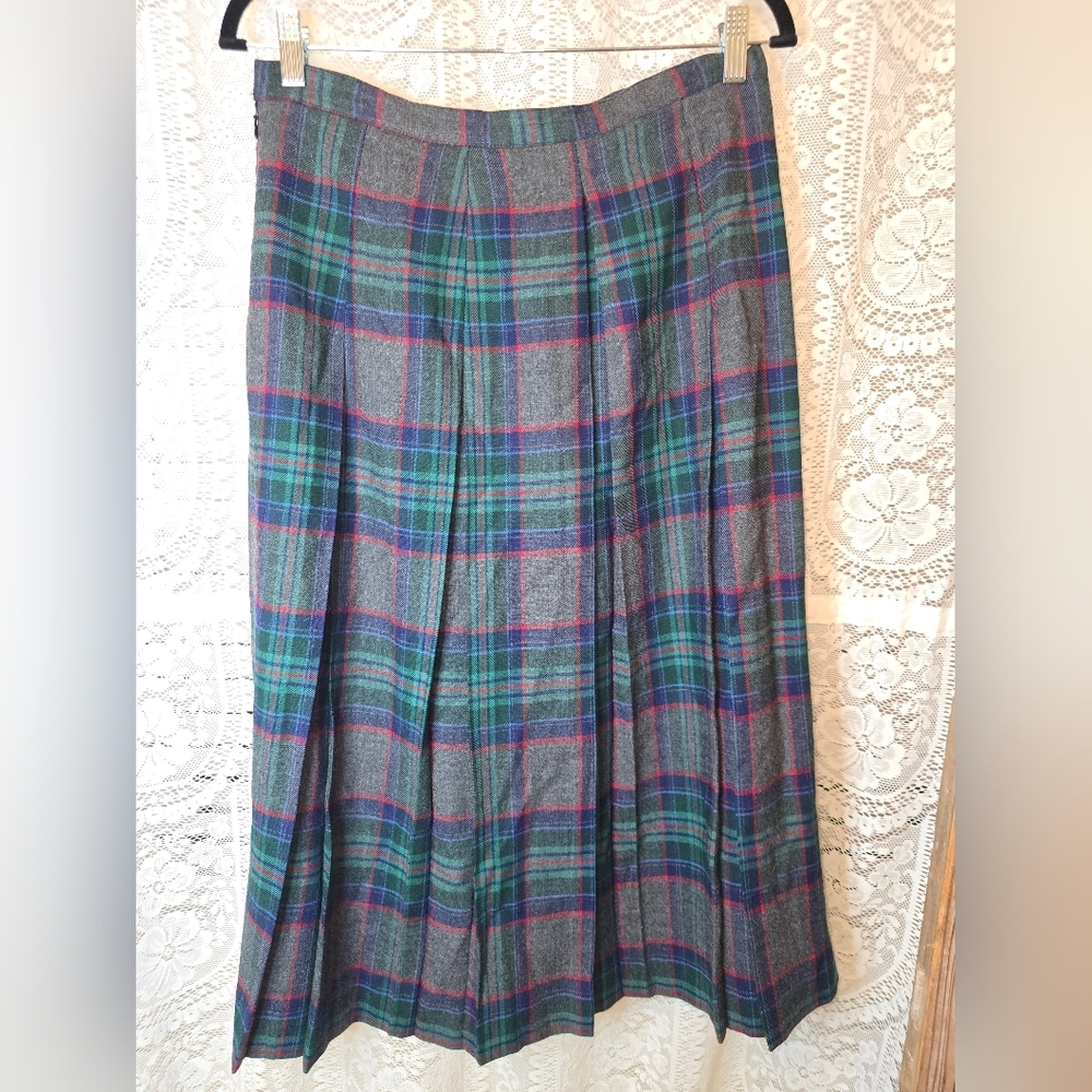 Classy Lady By Lady Halrin, Wool Plaid Pleated Skirt Vintage Womens 14